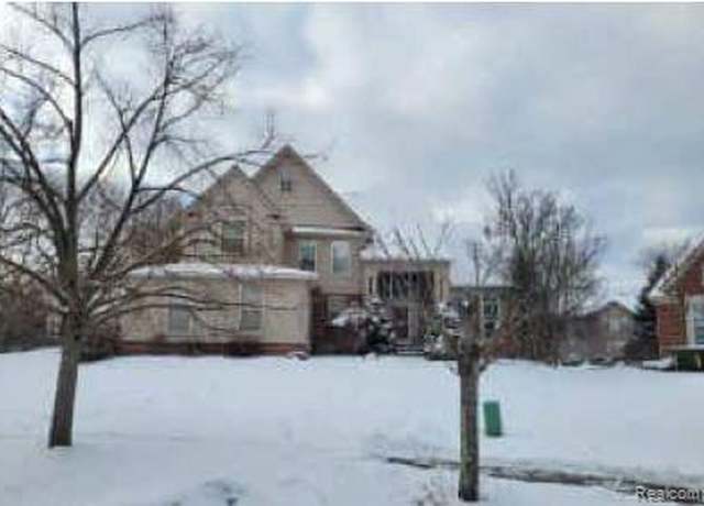 Property at 7432 MAPLE MILL Ct, West Bloomfield, MI 48323 4004, 4 beds, 2.5 baths