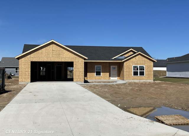 Property at 10160 Sarle Rd, Freeland, MI 48623, 3 beds, 2 baths
