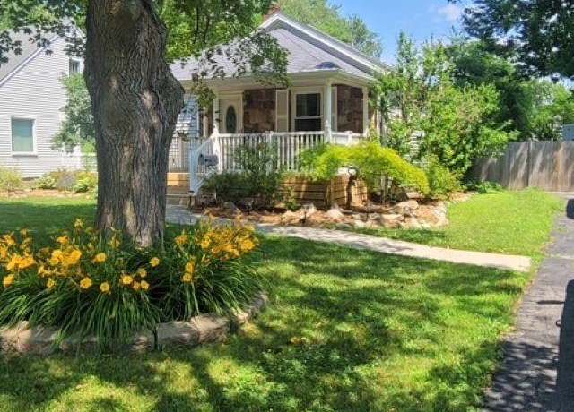 Property at 1421 New Jersey Ave Ave, Marysville, MI 48040-1668, 2 beds, 1 bath