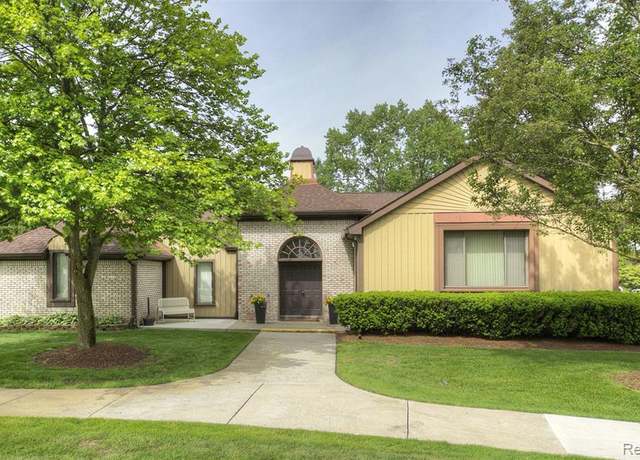 Property at 41674 BEDFORD Dr, Canton, MI 48187 3704, 2 beds, 1.5 baths