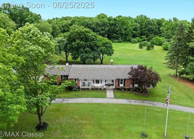 Property at 9160 Joy Rd, Plymouth, MI 48170 5826, 3 beds, 3.5 baths