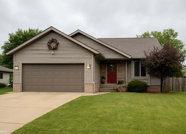 Property at 1611 Continental Ct Ct, Port Huron, MI 48060, 3 beds, 2 baths