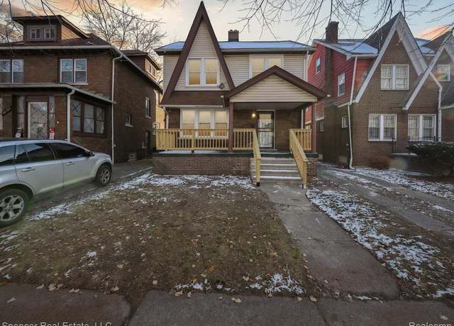 Property at 16162 Normandy St, Detroit, MI 48221 3136, 3 beds, 1.5 baths