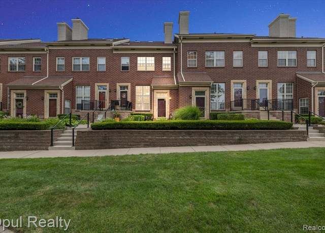 Property at 2869 Biddle Ave, Wyandotte, MI 48192 5211, 2 beds, 1.5 baths