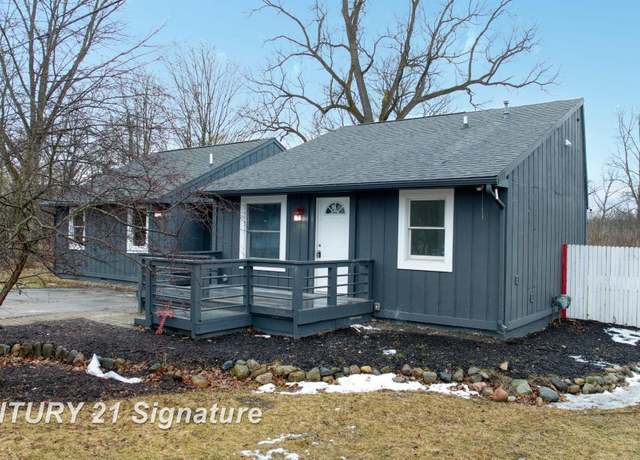 Property at 6489 Mckinley Rd, Flushing, MI 48433, 3 beds, 2 baths