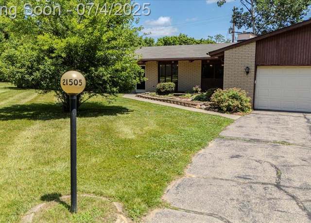 Property at 21505 N Tuller Ct, Southfield, MI 48076, 3 beds, 2 baths