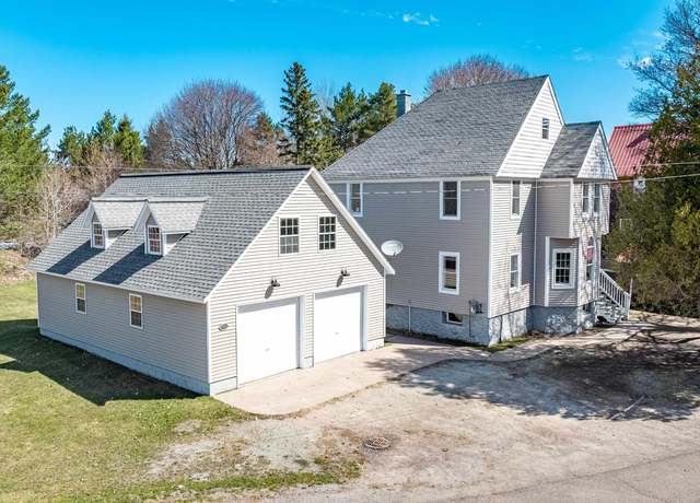 Property at 153 S Calumet St, Laurium, MI 49913, 3 beds, 2 baths