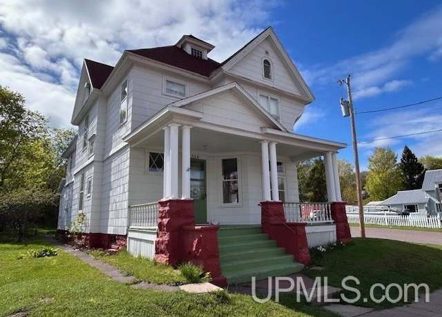 Property at 708 Calumet St, Lake Linden, MI 49945, 4 beds, 2 baths