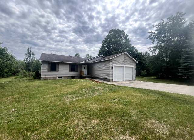 Property at 17661 Gray Ln, Interlochen, MI 49643, 3 beds, 2 baths