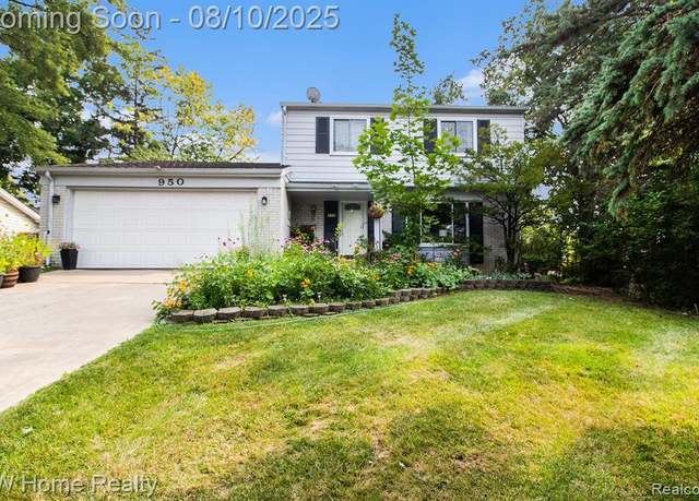 Property at 950 Lennox St, Ann Arbor, MI 48103 4530, 4 beds, 1.5 baths