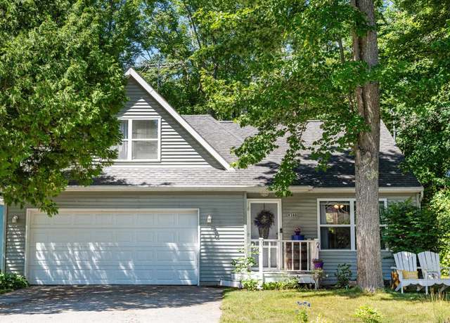 Property at 9380 E Houghton Lake Dr, Houghton Lake, MI 48629, 3 beds, 2.5 baths