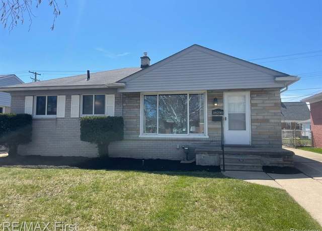 Property at 18290 BUCKHANNON St, Roseville, MI 48066 4969, 3 beds, 2 baths