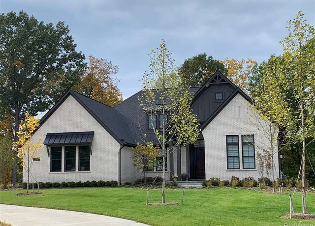 Property at 30714 Franklin Hills Ct, Bloomfield Hills, MI 48334 4206, 2 beds, 2.5 baths