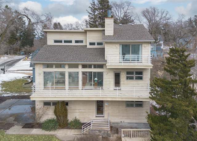 Property at 2019 Silvertip Ln, Update, IN 46360-46360, 4 beds, 3.5 baths