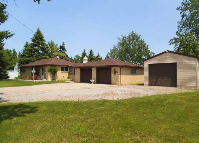Property at 3683 Monitor Rd, Bay City, MI 48706, 2 beds, 1 bath