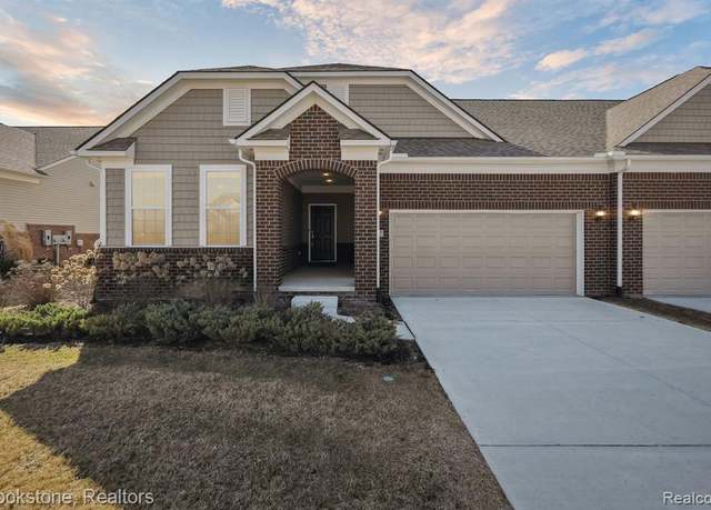 Property at 527 HOLMDALE Way, Ann Arbor, MI 48108 2706, 2 beds, 2 baths
