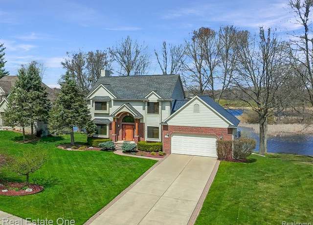 Property at 358 Orchard Ridge Dr, Lake Orion, MI 48362 3918, 4 beds, 3.5 baths