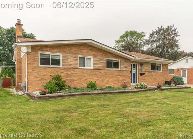 Property at 19634 Donna St, Canton, MI 48152 1504, 3 beds, 2 baths