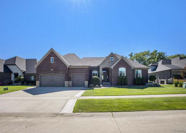 Property at 48913 Pinebrook Dr, Utica, MI 48315 4096, 3 beds, 2.5 baths