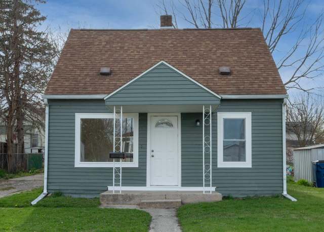 Property at 607 N Dewitt St, Bay City, MI 48706, 2 beds, 1 bath