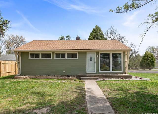 Property at 558 S 24th St, Saginaw, MI 48601 6407, 3 beds, 1 bath