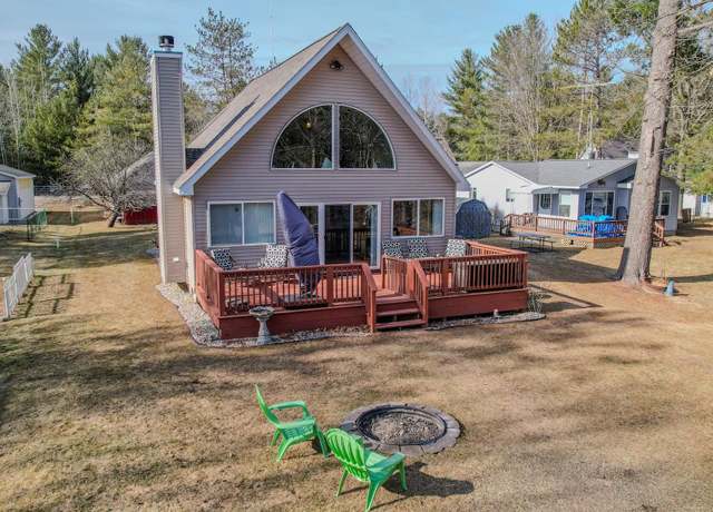 Property at 2986 W River Dr, Gladwin, MI 48624, 3 beds, 2 baths