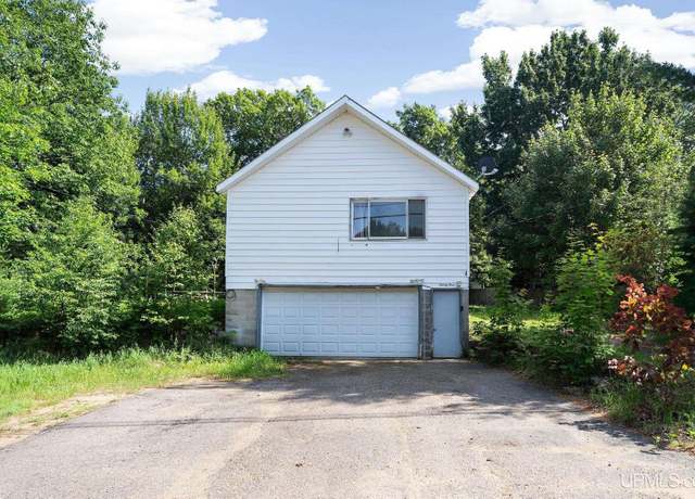 Property at 94 Midway Dr, Negaunee, MI 49866, 3 beds, 2 baths