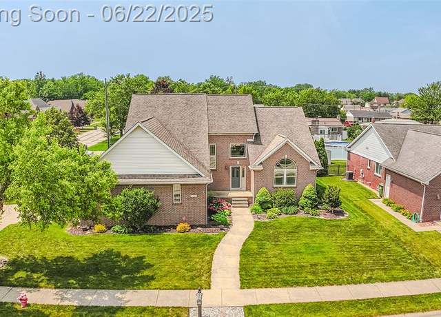 Property at 15980 Monterey St, Southgate, MI 48195 2783, 4 beds, 2.5 baths