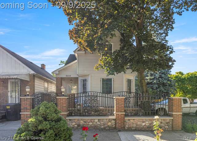Property at 8239 Lafayette Blvd, Detroit, MI 48209 1971, 4 beds, 2 baths