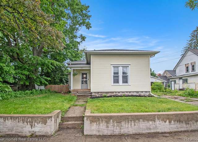 Property at 316 Harrison St, Grand Ledge, MI 48837 1533, 3 beds, 1 bath