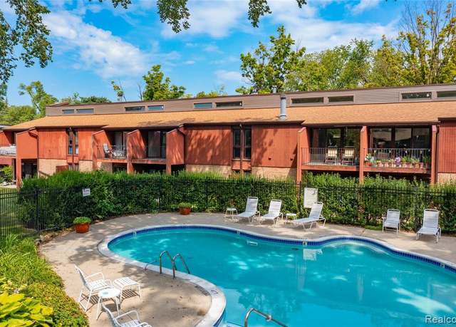 Property at 2403 Packard St Unit 38D, Ann Arbor, MI 48104 6356, 2 beds, 2 baths