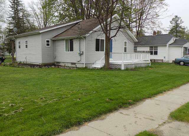 Property at 203 W Brown St, Beaverton, MI 48612, 3 beds, 2 baths