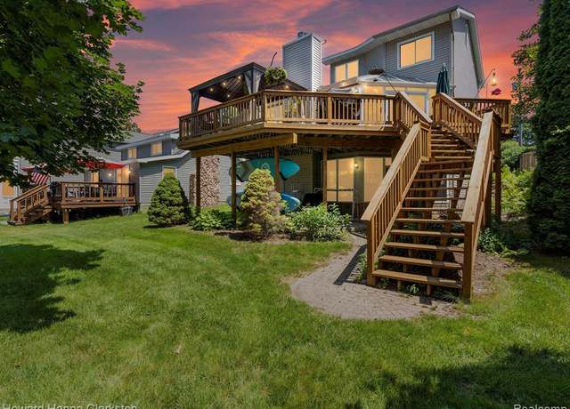 Property at 3097 Lansdowne Rd, Waterford, MI 48329 2955, 3 beds, 3.5 baths