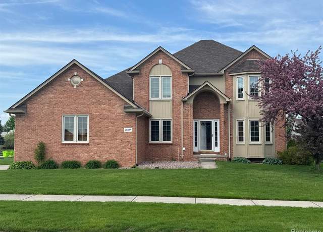 Property at 20347 BALMORAL Dr, Macomb, MI 48044 5900, 4 beds, 2.5 baths