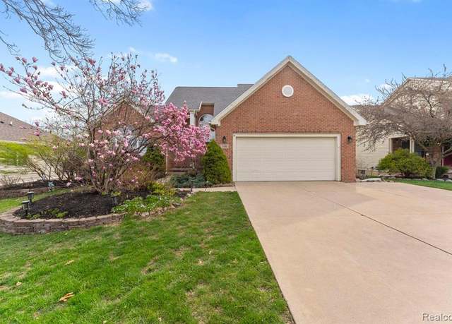 Property at 348 PEMBROKE Dr, Saline, MI 48176 1768, 4 beds, 3.5 baths