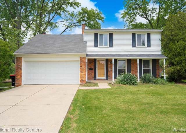 Property at 19040 GREEN SPRUCE Ln, Southfield, MI 48076 1822, 4 beds, 2.5 baths