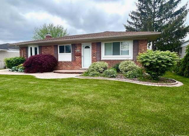 Property at 31613 Kenwood Ave, Madison Heights, MI 48071 1088, 3 beds, 1.5 baths
