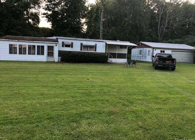 Property at 3864 S LAKESHORE Rd, Harbor Beach, MI 48441 8978, 3 beds, 1 bath