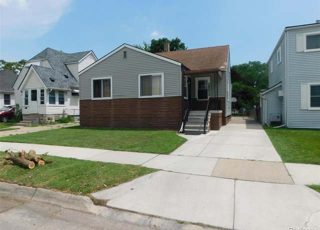 Property at 23074 Hazelwood Ave, Keego Harbor, MI 48030 2714, 3 beds, 1 bath