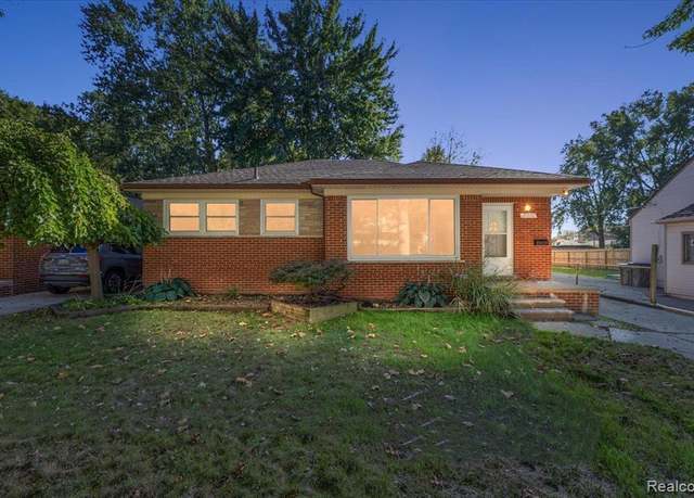 Property at 21610 FRESARD St, Saint Clair Shores, MI 48080 3918, 3 beds, 1.5 baths