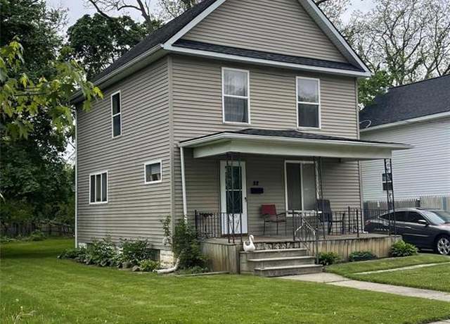 Property at 88 THORPE St, Pontiac, MI 48341 1368, 4 beds, 1 bath