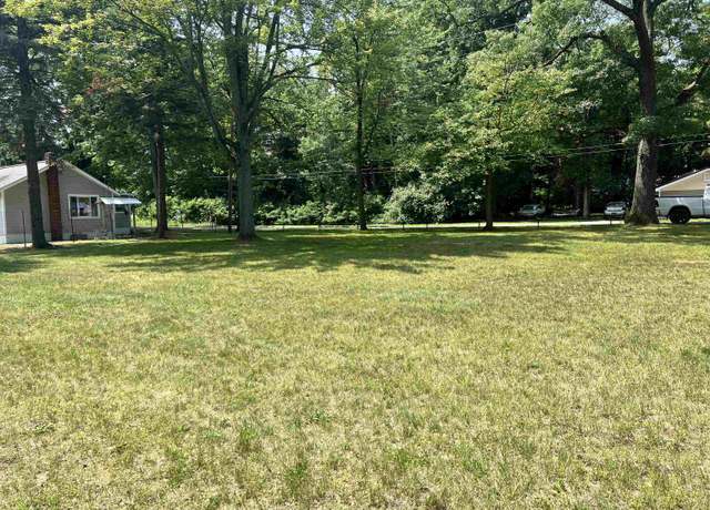 Property at 367 W Oak St, Harrison, MI 48625