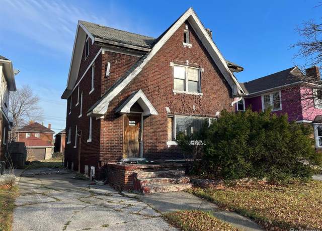 Property at 9400 WILDEMERE St, Detroit, MI 48206 1914, 3 beds, 1.5 baths