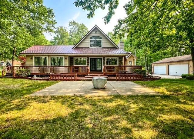 Property at 5421 Andrew St, Harrison, MI 48625, 3 beds, 2 baths