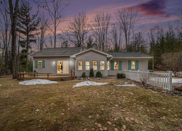 Property at 305 Maplewood Dr, Bellaire, MI 49615, 3 beds, 2 baths