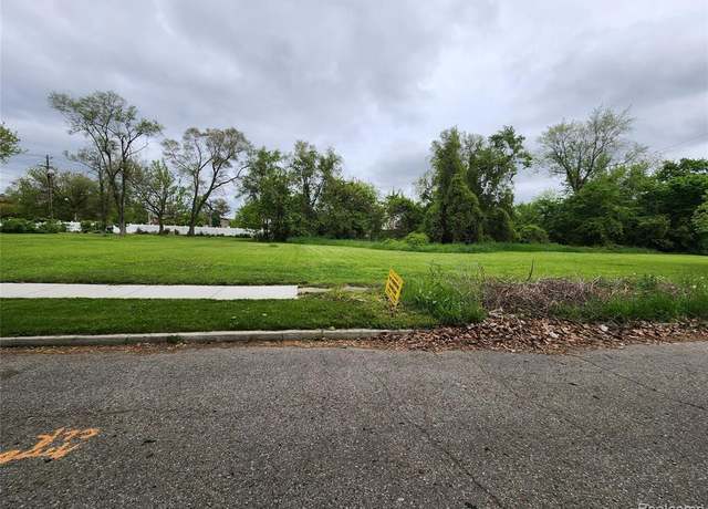Property at 639 Smith St, Detroit, MI 48202 2850