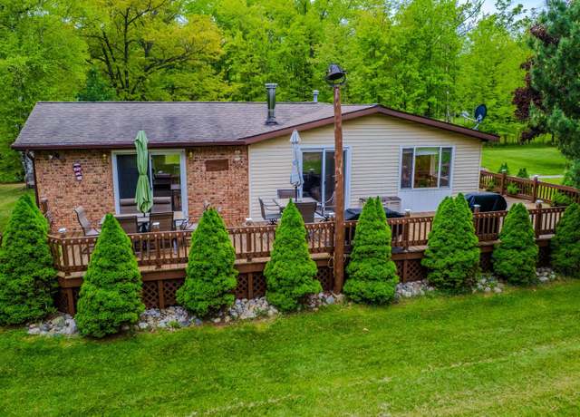 Property at 4158 Scott Ct, Gladwin, MI 48624, 3 beds, 2 baths