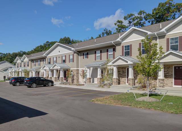 Property at 1548 Simsbury St #8, Traverse City, MI 49686, 2 beds, 1.5 baths