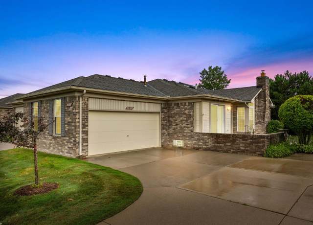 Property at 50277 Pepper Tree Dr, Macomb, MI 48044, 2 beds, 2.5 baths