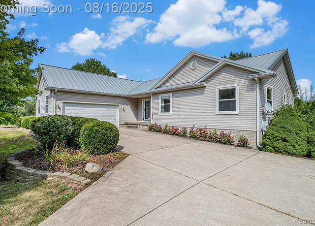 Property at 14413 Seymour Rd, Linden, MI 48451 9794, 4 beds, 3.5 baths